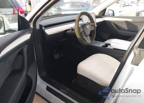 2022 Tesla Model Y Long Range Dual Motor All-Wheel Drive из США, поврежденный, VIN 7SAYGDEE5NF556083